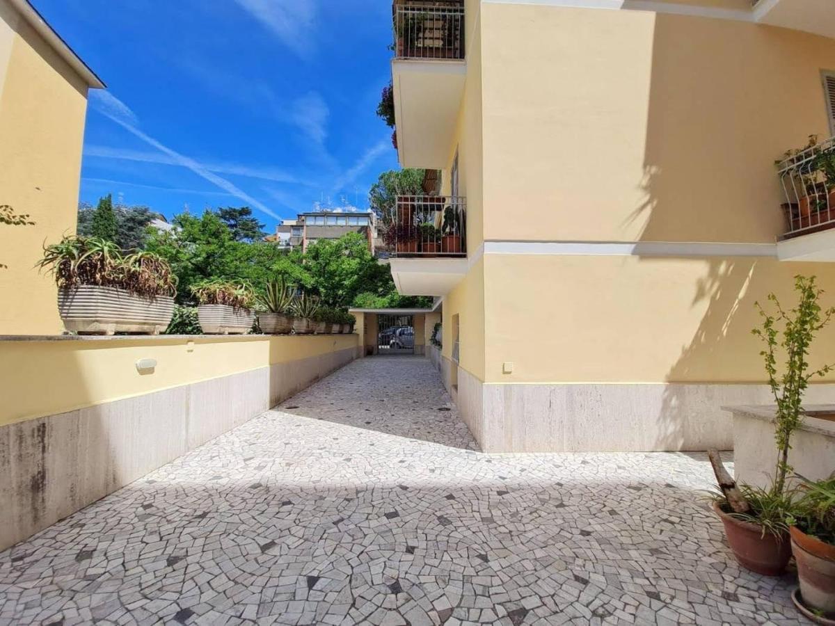 Nel Cuore Dell'Appia Antica Apartment โรม ภายนอก รูปภาพ